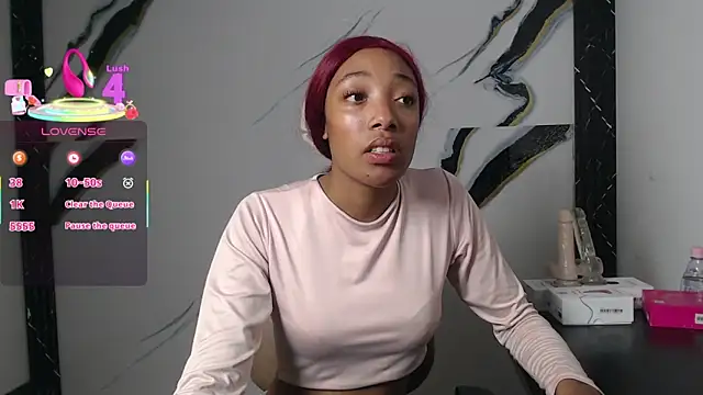 esmeralda-bk online show from September 9, 2025, 8:51 pm