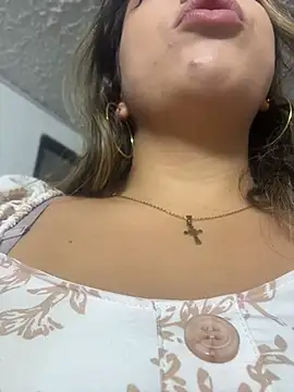 Snapshot of zahra_Jalid chatting on August 8, 2026, 7:54 pm zahra Jalid online show from August 8, 2026, 7:54 pm