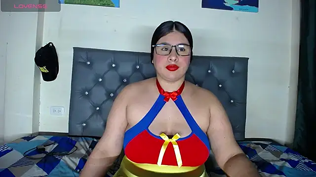 Antonellaa 111 online show from November 16, 2025, 5:45 am