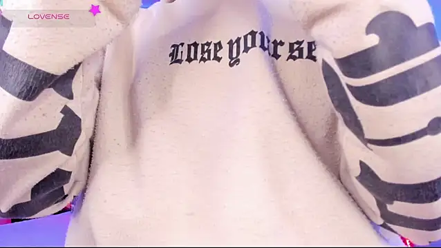 Ethan Boyy online show from May 5, 2026, 4:54 pm