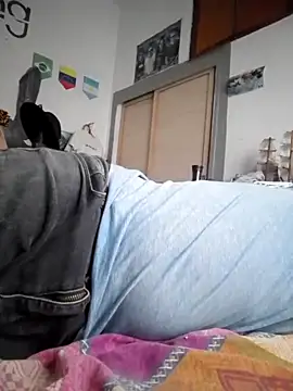 alejo5288 online show from September 24, 2025, 5:08 pm