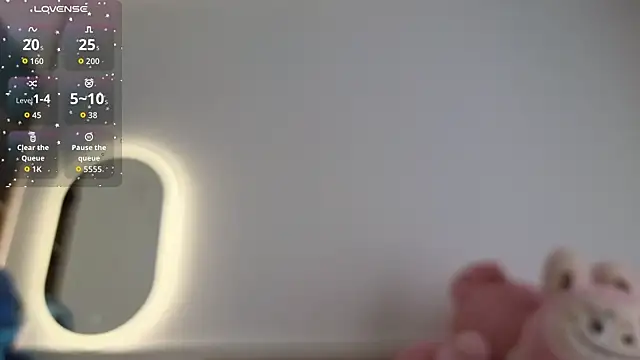 asianqueeny online show from July 13, 2026, 4:56 am