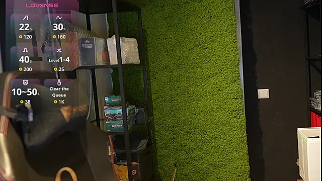 justinitt online show from October 17, 2025, 2:08 pm