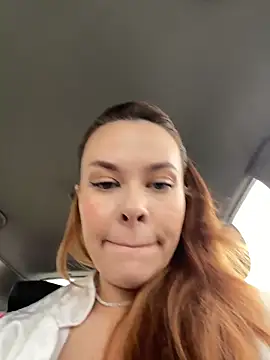 Kelley Allie online show from November 9, 2025, 6:28 am