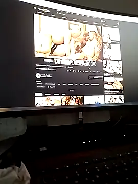 zeus91000 online show from October 23, 2025, 8:57 am