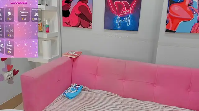 Brilly Lily online show from May 6, 2026, 4:27 am