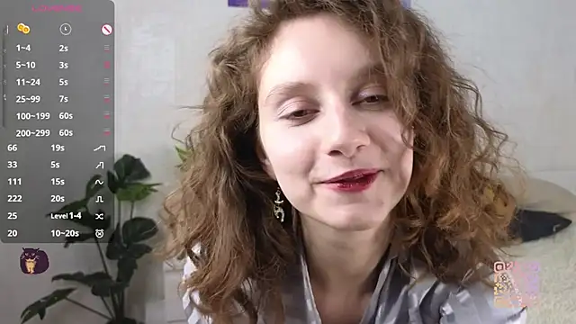 Leya Curly online show from October 8, 2025, 3:24 pm