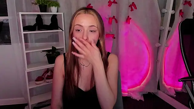 Sahara Shields online show from February 25, 2025, 1:32 pm