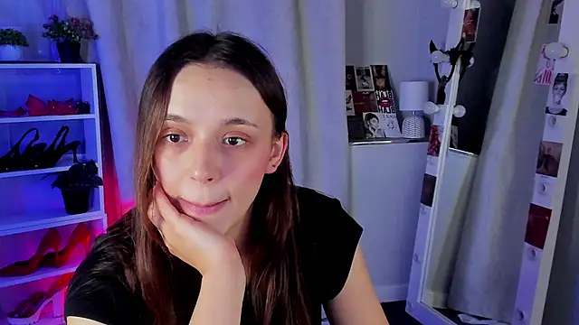 Sahara Shields online show from October 7, 2025, 10:38 am