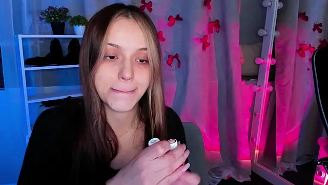 Sahara Shields online show from March 6, 2025, 9:58 am