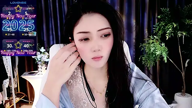 miaomiao-777 online show from February 28, 2025, 5:04 pm