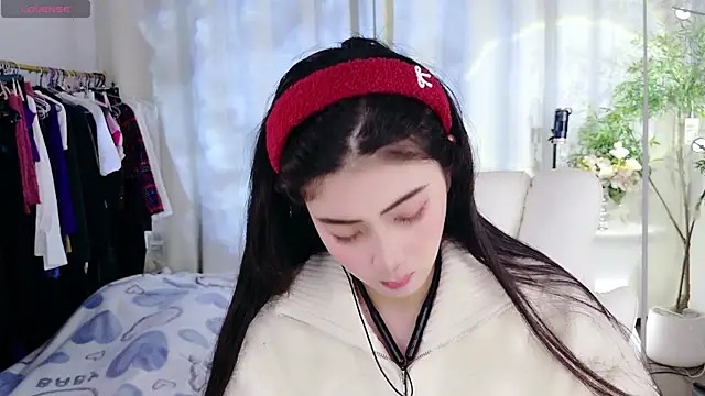 miaomiao-777 online show from September 23, 2025, 1:23 am