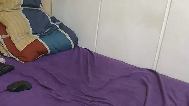 Snapshot of BigBootyStudent chatting on September 15, 2025, 5:24 pm BigBootyStudent online show from September 15, 2025, 5:24 pm