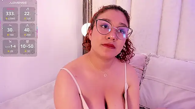 Tamara palacios online show from March 28, 2026, 9:49 pm