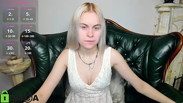 HillEva online show from November 30, 2025, 8:26 am