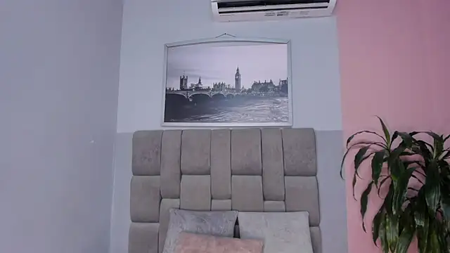 janna lopez  online show from January 8, 2026, 12:11 pm