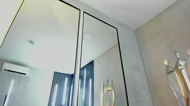 Stefanyduque1 online show from September 13, 2025, 2:06 pm