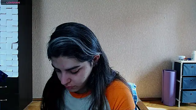  Roselina  online show from March 7, 2026, 7:15 am