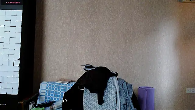  Roselina  online show from February 17, 2026, 10:56 am