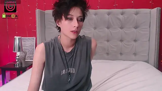 via mayer  online show from September 15, 2025, 8:31 pm