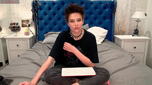 via mayer  online show from March 11, 2026, 6:07 am