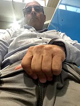 sempreilmio2 online show from October 2, 2025, 10:40 am