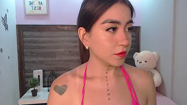 AdaaMillan online show from October 15, 2025, 11:29 am