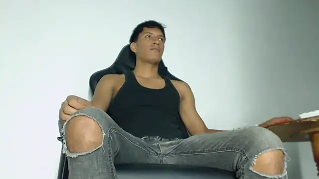 Snapshot of matteo_rivas chatting on February 12, 2026, 3:50 am matteo rivas online show from February 12, 2026, 3:50 am