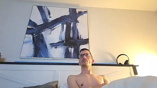 Snapshot of AcceptableForecast56 chatting on February 5, 2026, 9:27 am AcceptableForecast56 online show from February 5, 2026, 9:27 am