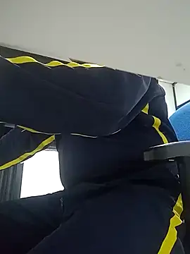 Snapshot of Jinenez chatting on November 25, 2025, 2:45 am Jinenez online show from November 25, 2025, 2:45 am