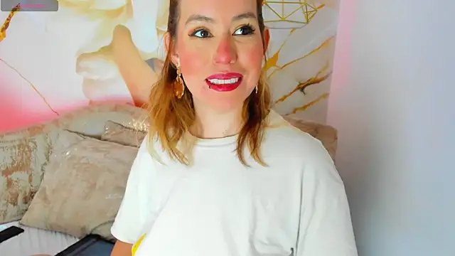 scarlette69 online show from October 3, 2025, 8:21 pm