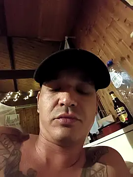 Thomaszz3 online show from September 12, 2025, 7:57 pm