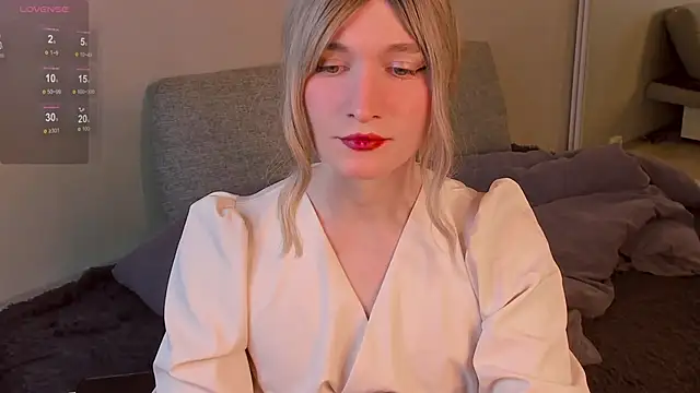 foxy jpg online show from March 20, 2025, 4:20 pm