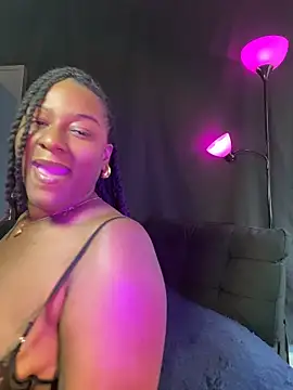 xoxoHotCoCo online show from May 29, 2026, 7:09 pm