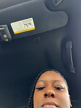 xoxoHotCoCo online show from May 27, 2026, 2:13 pm