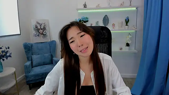 AnnaReyla online show from September 28, 2025, 7:21 pm