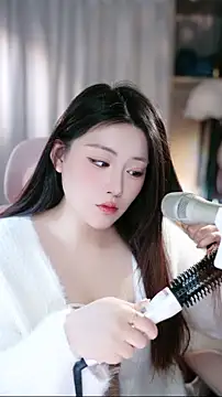 Snapshot of Dou-Dou-er chatting on March 19, 2026, 12:54 am Dou-Dou-er online show from March 19, 2026, 12:54 am