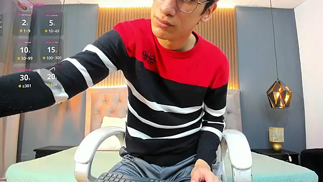 Cum hunters online show from October 7, 2025, 3:29 am