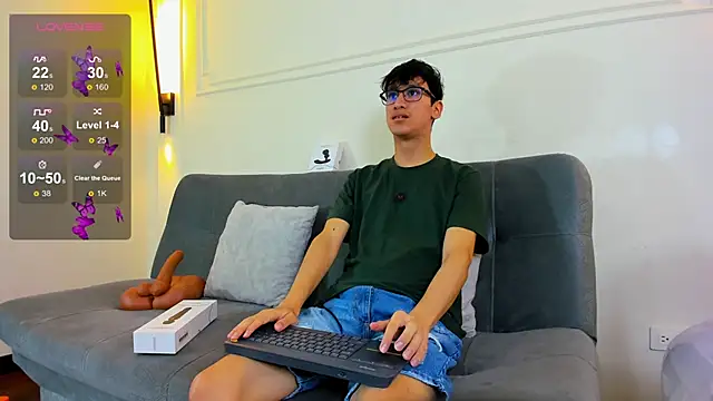 Cum hunters online show from December 2, 2025, 3:19 am