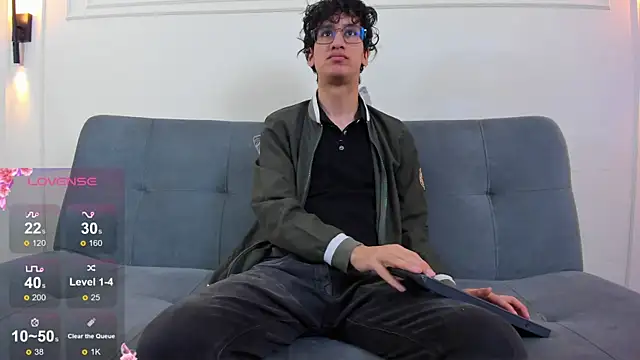 Cum hunters online show from June 25, 2026, 3:15 am