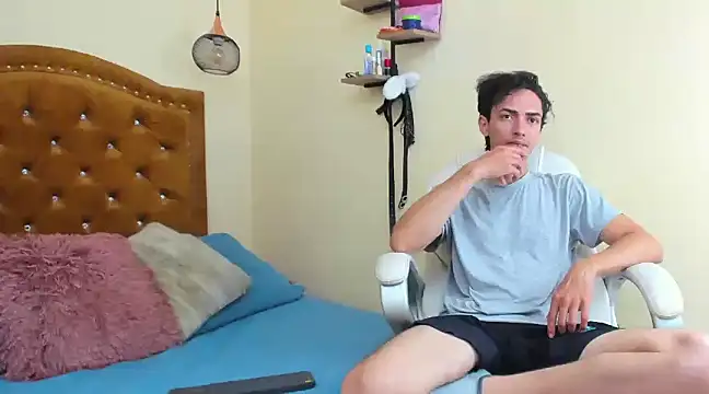 Uzcategui addams online show from January 15, 2025, 12:25 pm