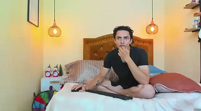 Uzcategui addams online show from January 20, 2025, 12:49 pm