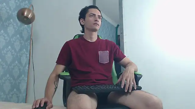 Uzcategui addams online show from January 31, 2025, 12:29 pm