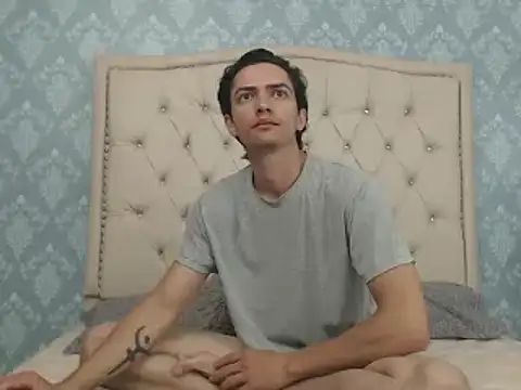 Uzcategui addams online show from January 29, 2025, 12:56 pm