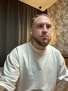  XxX-XxX  online show from October 7, 2025, 10:00 pm