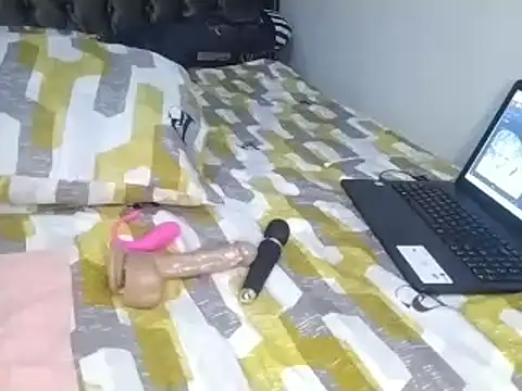 Chandy012 online show from September 12, 2025, 10:20 pm