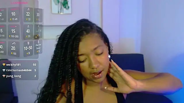 AishaHil online show from February 17, 2025, 6:39 pm