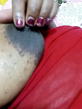 Snapshot of ShySexyBaddie chatting on March 19, 2025, 2:16 am ShySexyBaddie online show from March 19, 2025, 2:16 am