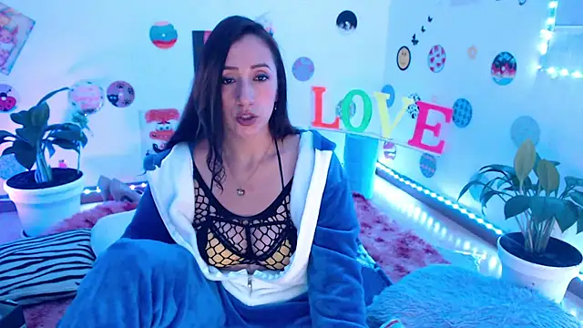 samy love35 online show from March 20, 2025, 8:42 am