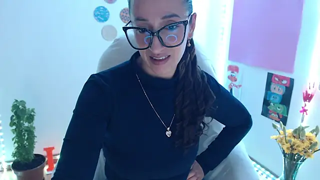 samy love35 online show from December 15, 2025, 9:31 pm